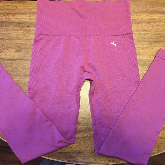 Joy Lab Seamless Cropped Top and Legging Set - Purple XS - Picture 4 of 5